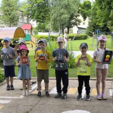 В игры летом играем, но и о ПДД не забываем!