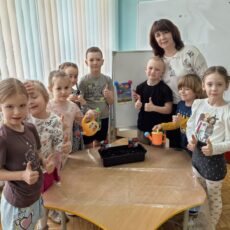 Цветник на подоконнике Цветник на подоконнике