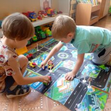 Играем и развиваемся Играем и развиваемся